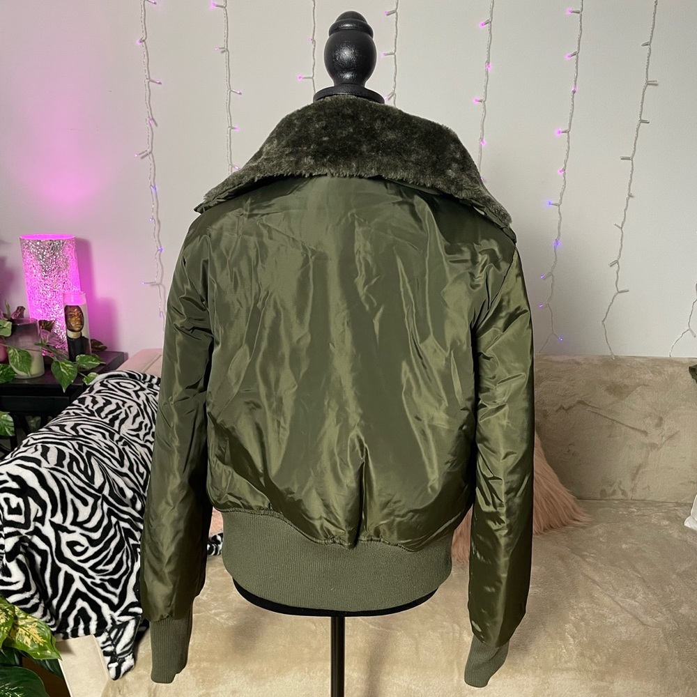 Olive bomber jacket - Picture 5 of 6